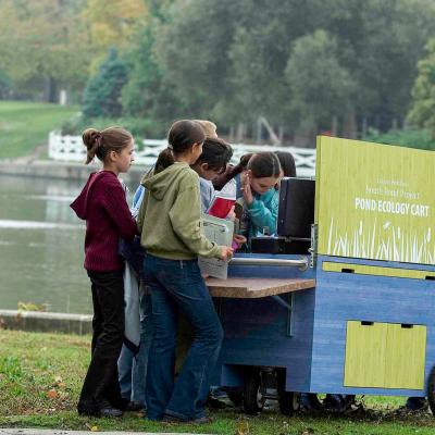 Lincoln Park Zoo Program Cart 04